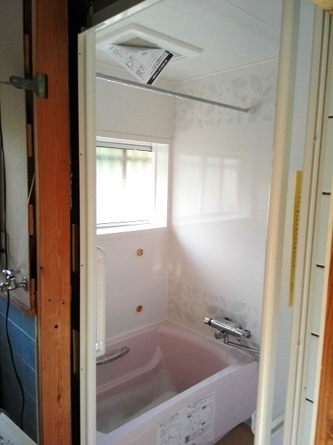 浴室改修続き